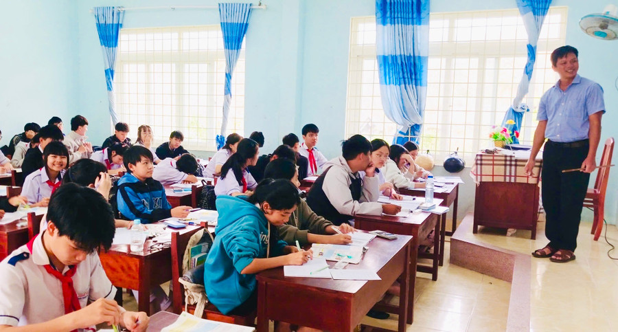 dam-bao-sach-vo-cho-hoc-sinh-vung-lu-gia-lai.jpg